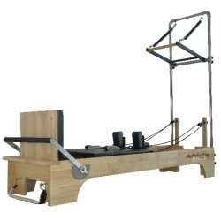REFORMER WITH HALF TRAPEZE TABLE
